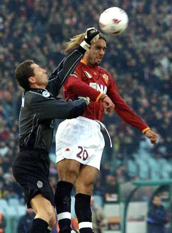 马卡：特尔施特根参加巴萨今日合练，有望复出入选欧冠大名单