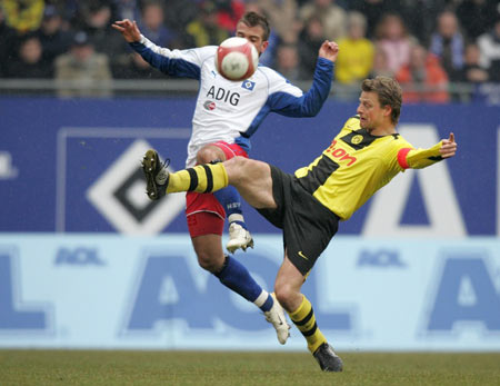 记者：埃斯特旺已抵达伦敦，将于周一加入切尔西的训练