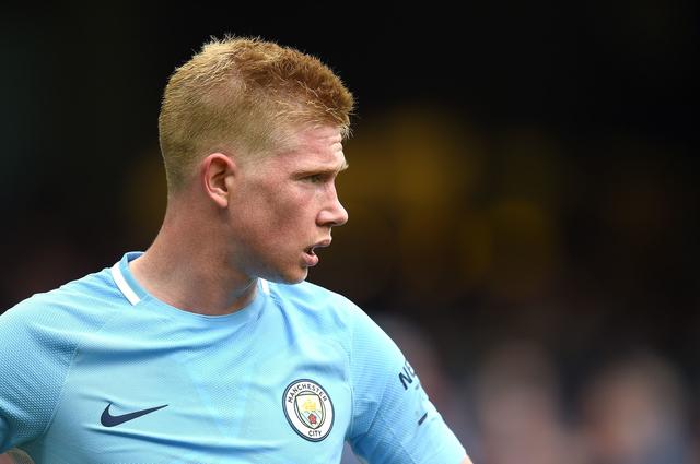 詹姆斯高效29分末节收割比赛，湖人险胜76人迎关键胜利