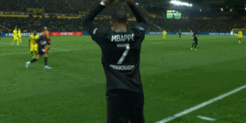 图卢兹加纳国脚阿布-弗朗西斯友谊赛重伤，法甲官方送上祝福